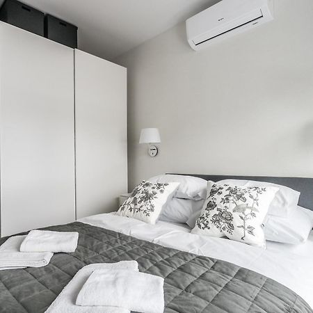 Mennica Residence Apartments By P&O Serviced Apartments Варшава Номер фото