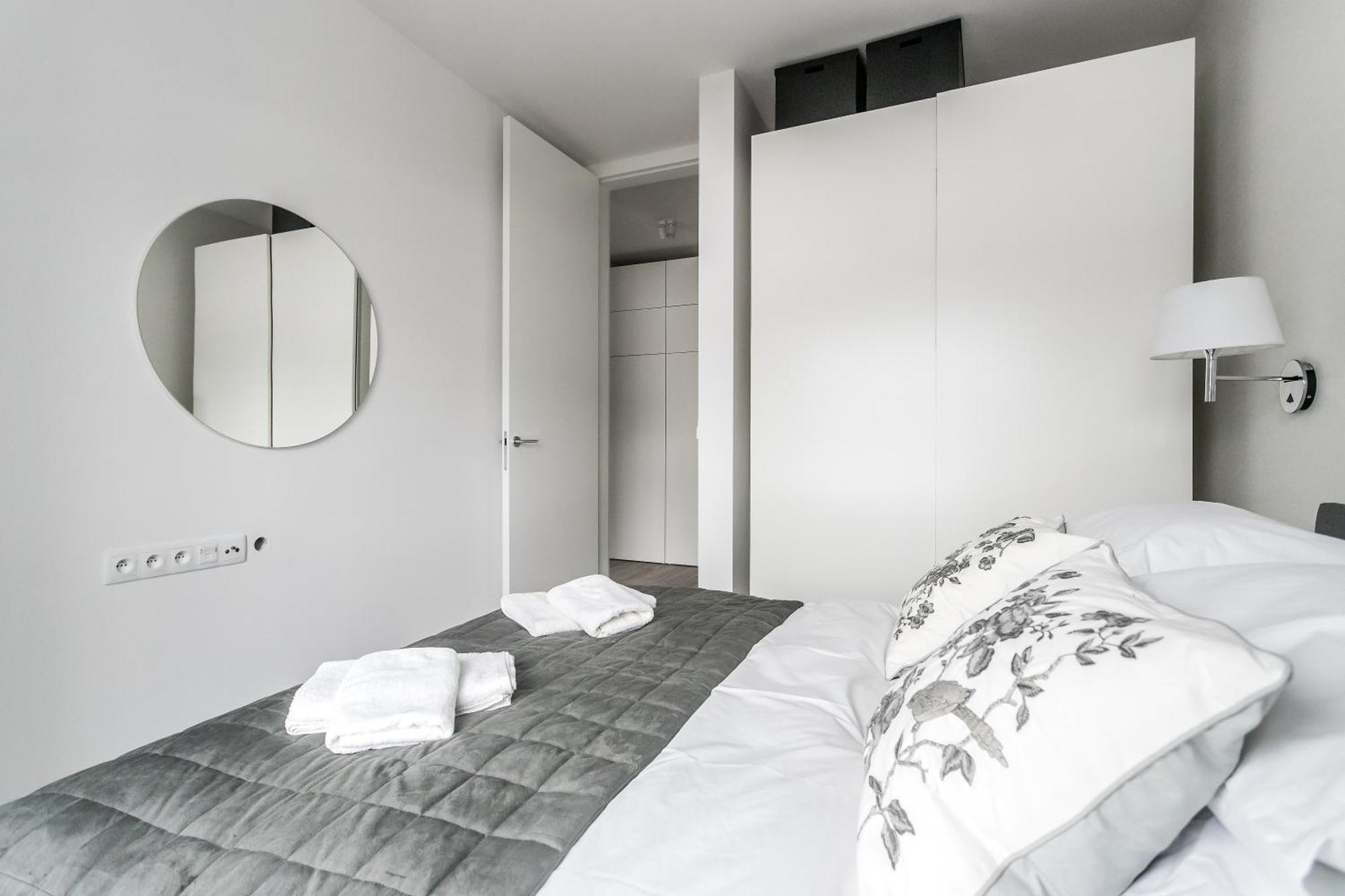 Mennica Residence Apartments By P&O Serviced Apartments Варшава Номер фото